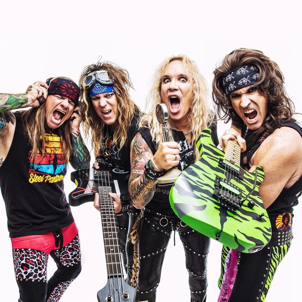 Banda Steel Panther confirma festa estilo Anos 80 no Brasil